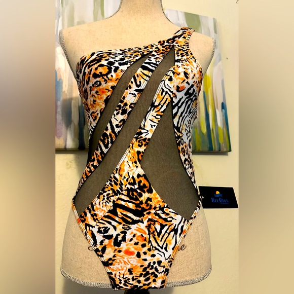 ree bees Other - NWT Ree Bees swimsuit M one piece animal print and meshes